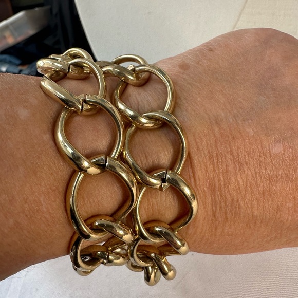 Gorgeous goldtone chunky double row chain bracelet - Picture 5 of 7